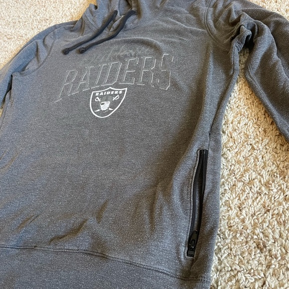 Raiders Sweatshirt Hoodie - Picture 2 of 7